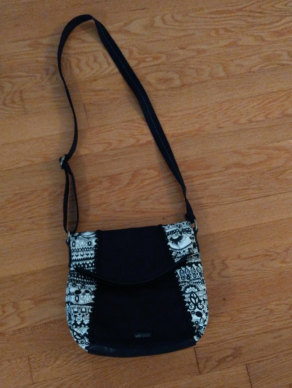 Sakroots Artist Circle Foldover Crossbody , Cotton Uncoated Canvas Bag - Picture 3 of 5